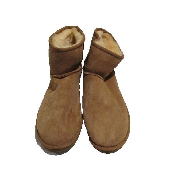 UGG Ultra Mini Boots – Size 10 – Pre-Owned, Excellent Condition - Picture 4 of 10